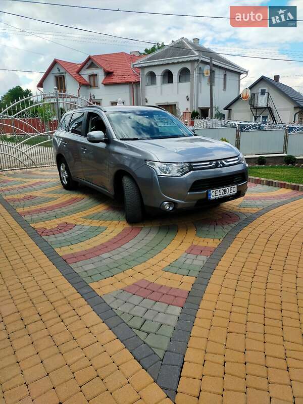 Mitsubishi Outlander 2013