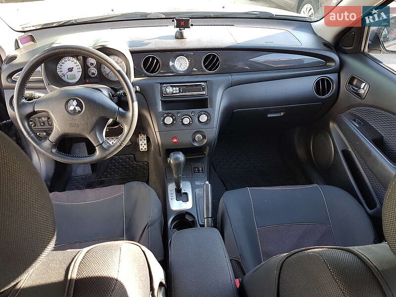 Внедорожник / Кроссовер Mitsubishi Outlander 2006 в Киеве фото 10 Внедорожник / Кроссовер Mitsubishi Outlander 2006 в Киеве