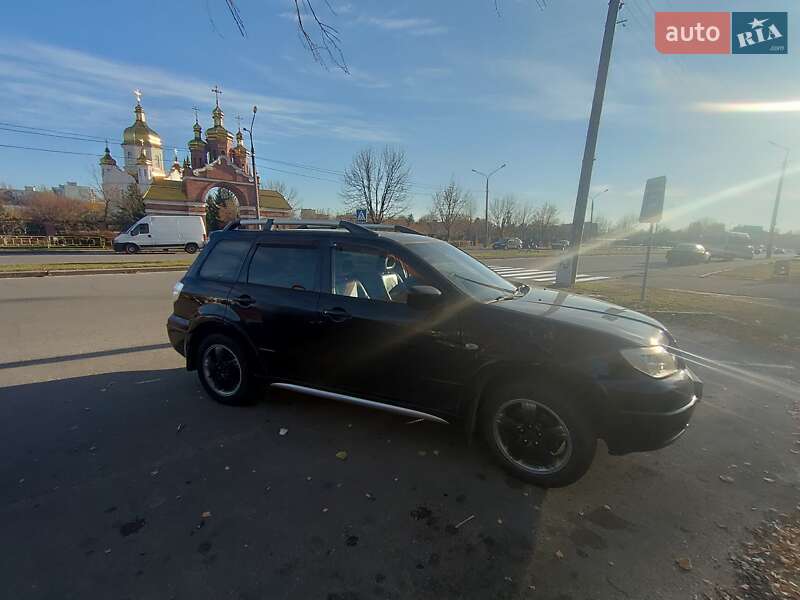 Універсал Mitsubishi Outlander 2007 в Запоріжжі