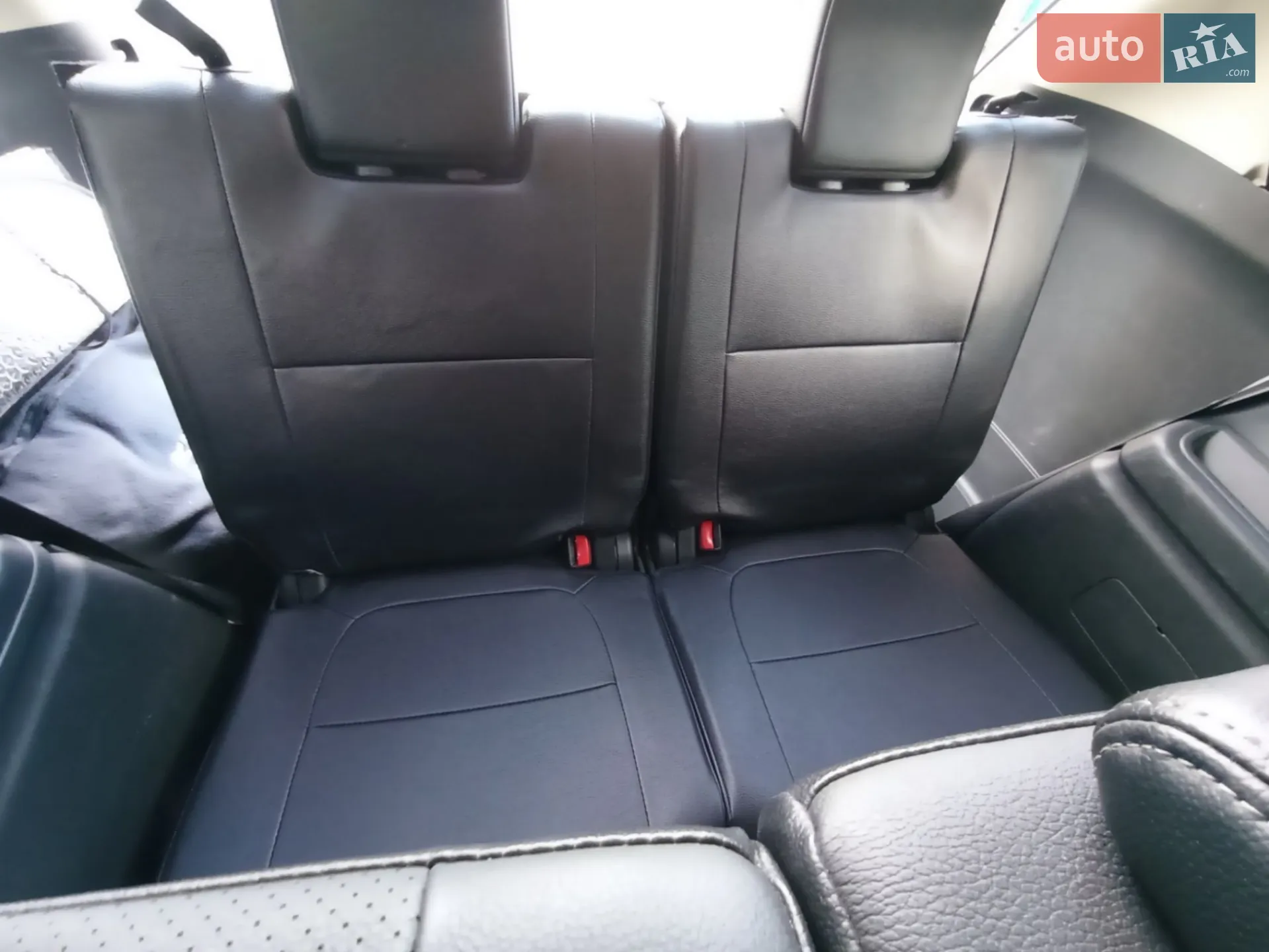 2017 Mitsubishi Outlander - мініатюра 32