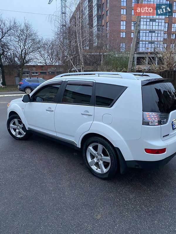Внедорожник / Кроссовер Mitsubishi Outlander 2008 в Полтаве