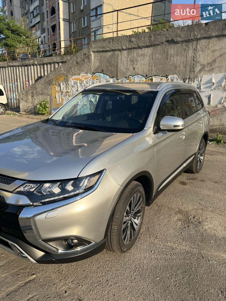 2021 Mitsubishi Outlander - мініатюра 38