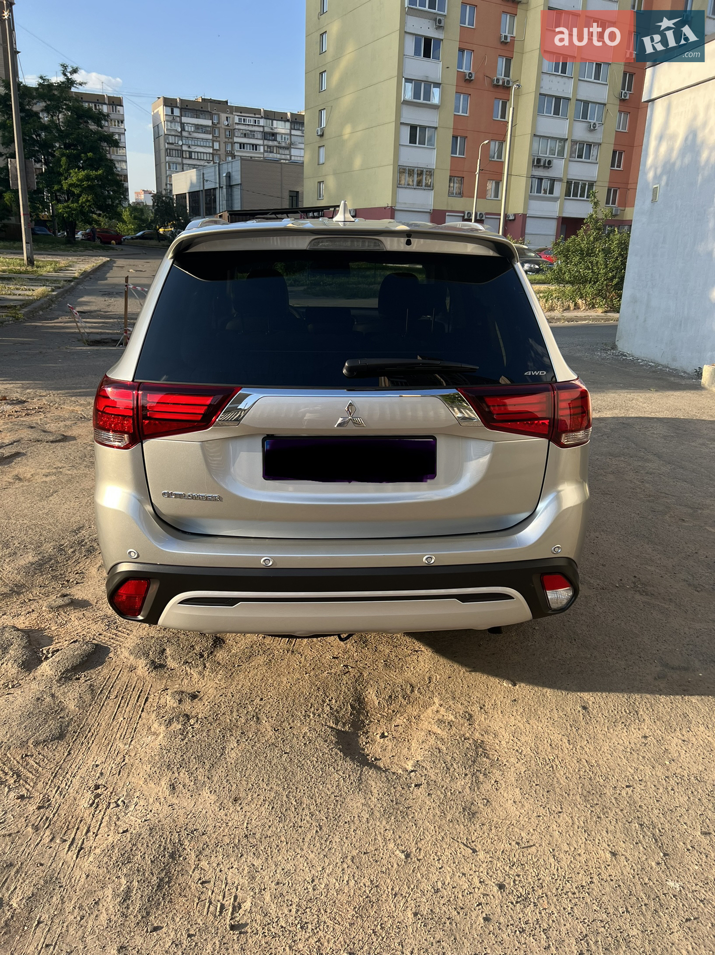 2021 Mitsubishi Outlander - мініатюра 12