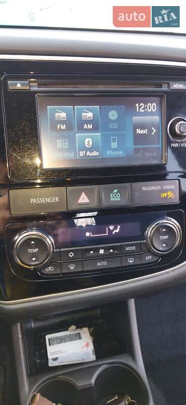 Позашляховик / Кросовер Mitsubishi Outlander 2013 в Рівному