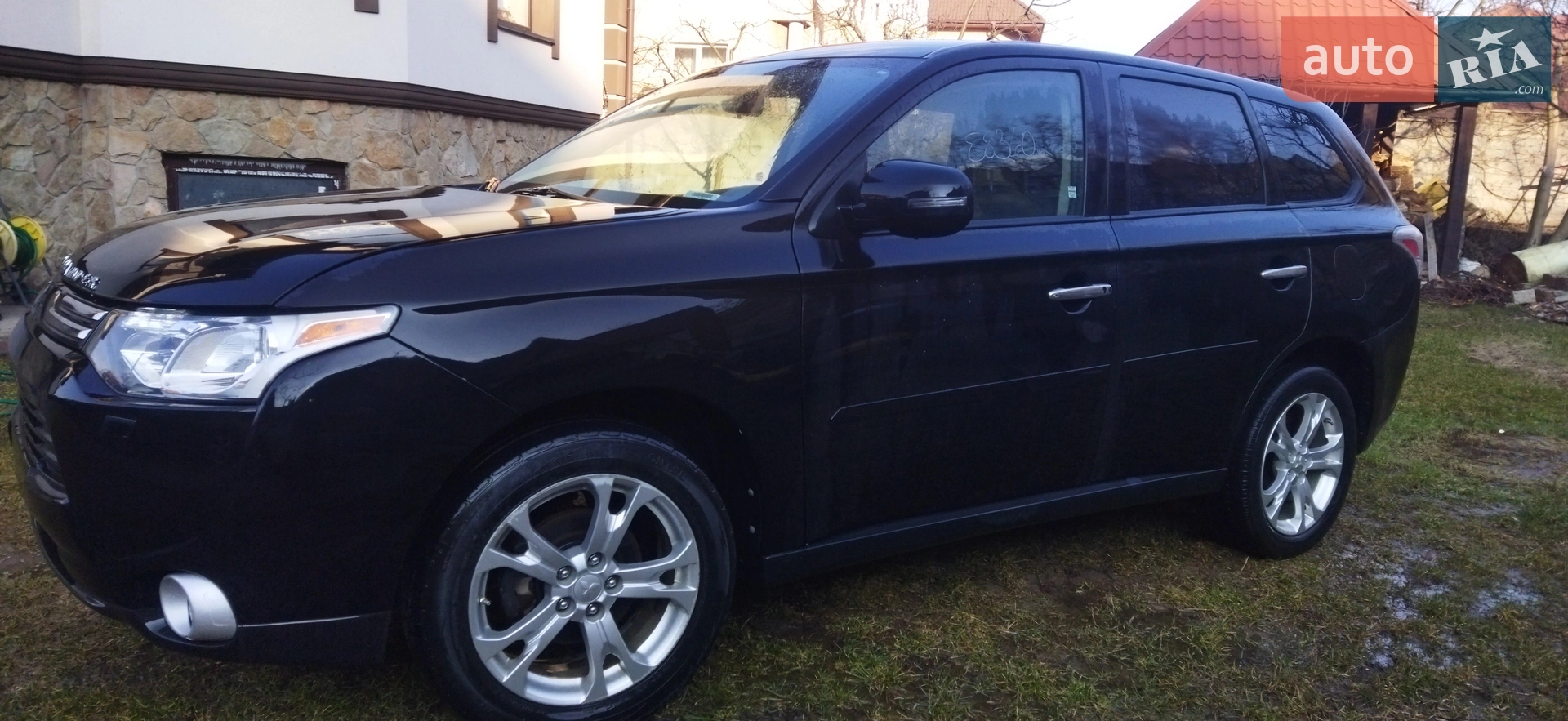 2013 Mitsubishi Outlander - мініатюра 14