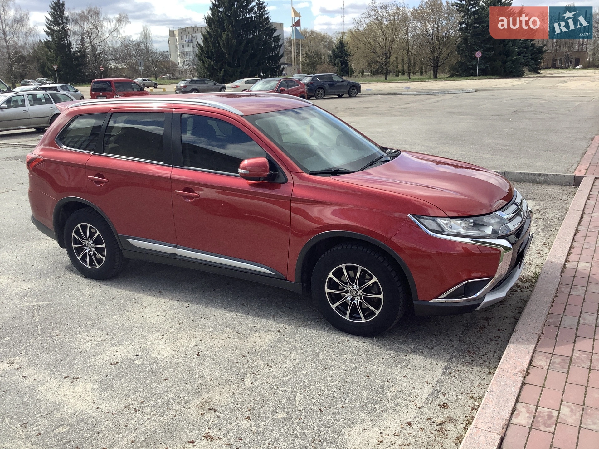 2016 Mitsubishi Outlander - мініатюра 2
