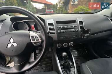 Позашляховик / Кросовер Mitsubishi Outlander 2008 в Житомирі