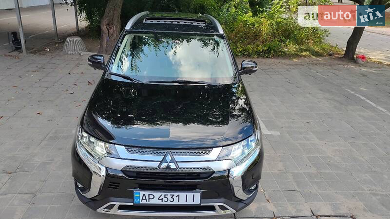 2018 Mitsubishi Outlander - мініатюра 17