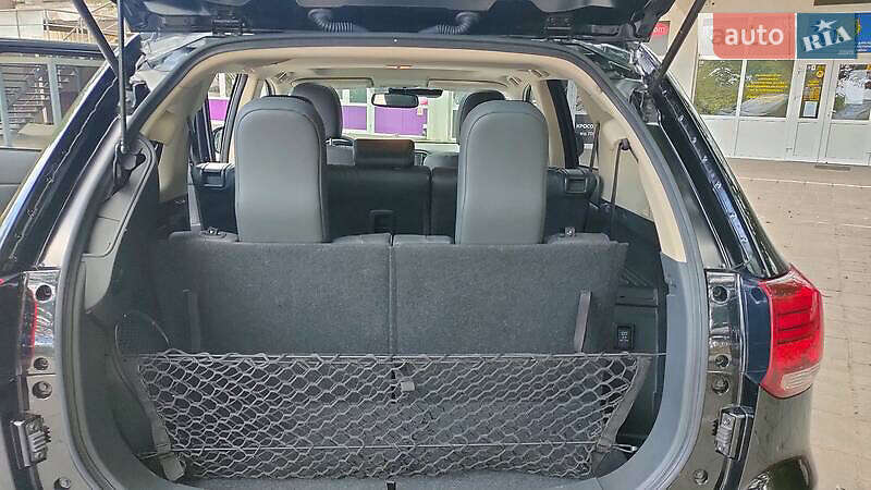 Позашляховик / Кросовер Mitsubishi Outlander 2018 в Запоріжжі