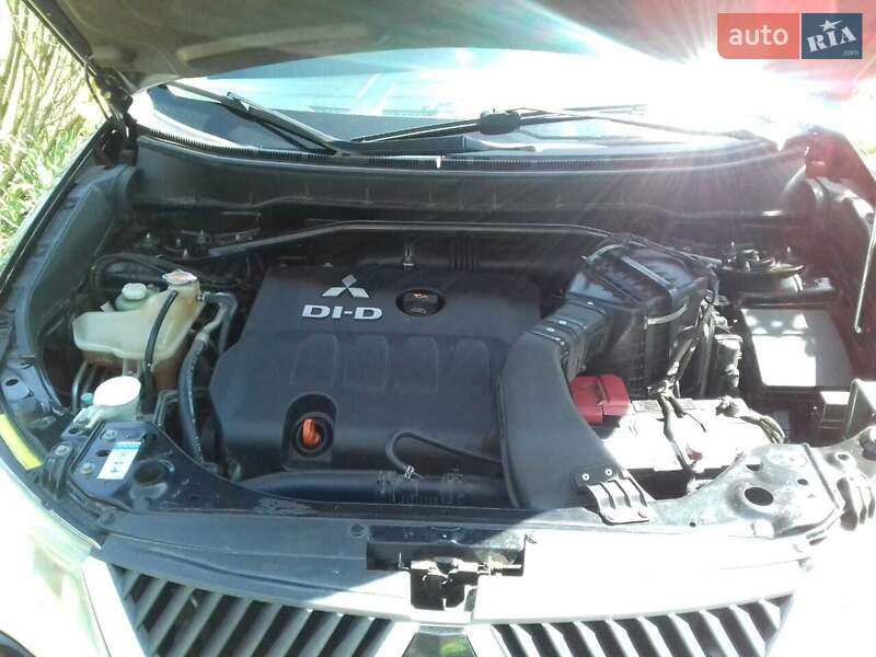 Позашляховик / Кросовер Mitsubishi Outlander 2007 в Тернополі