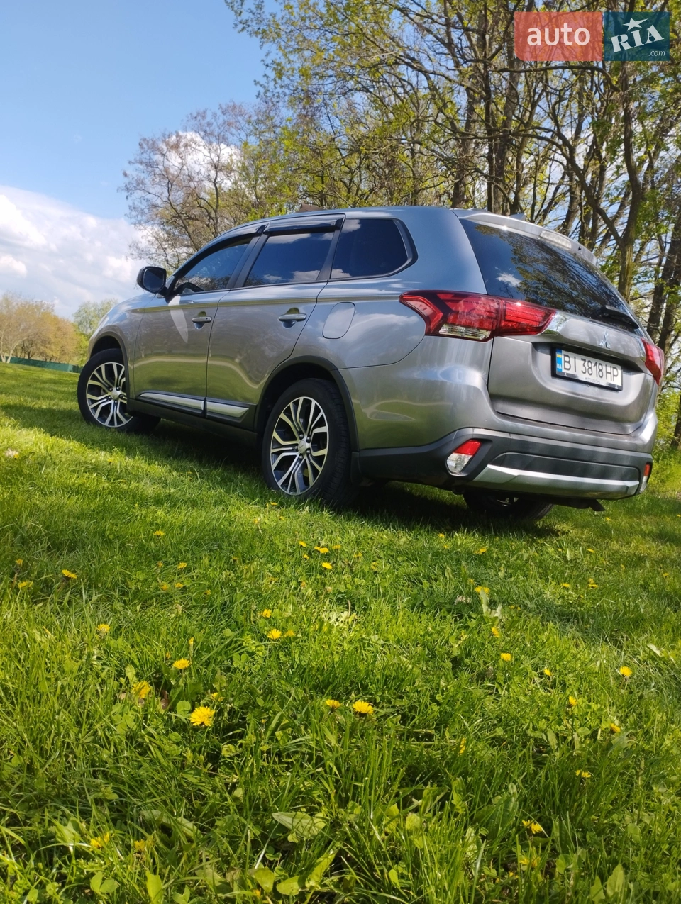 2017 Mitsubishi Outlander - мініатюра 19