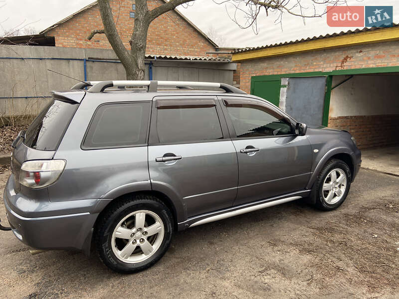 Позашляховик / Кросовер Mitsubishi Outlander 2007 в Кобеляках