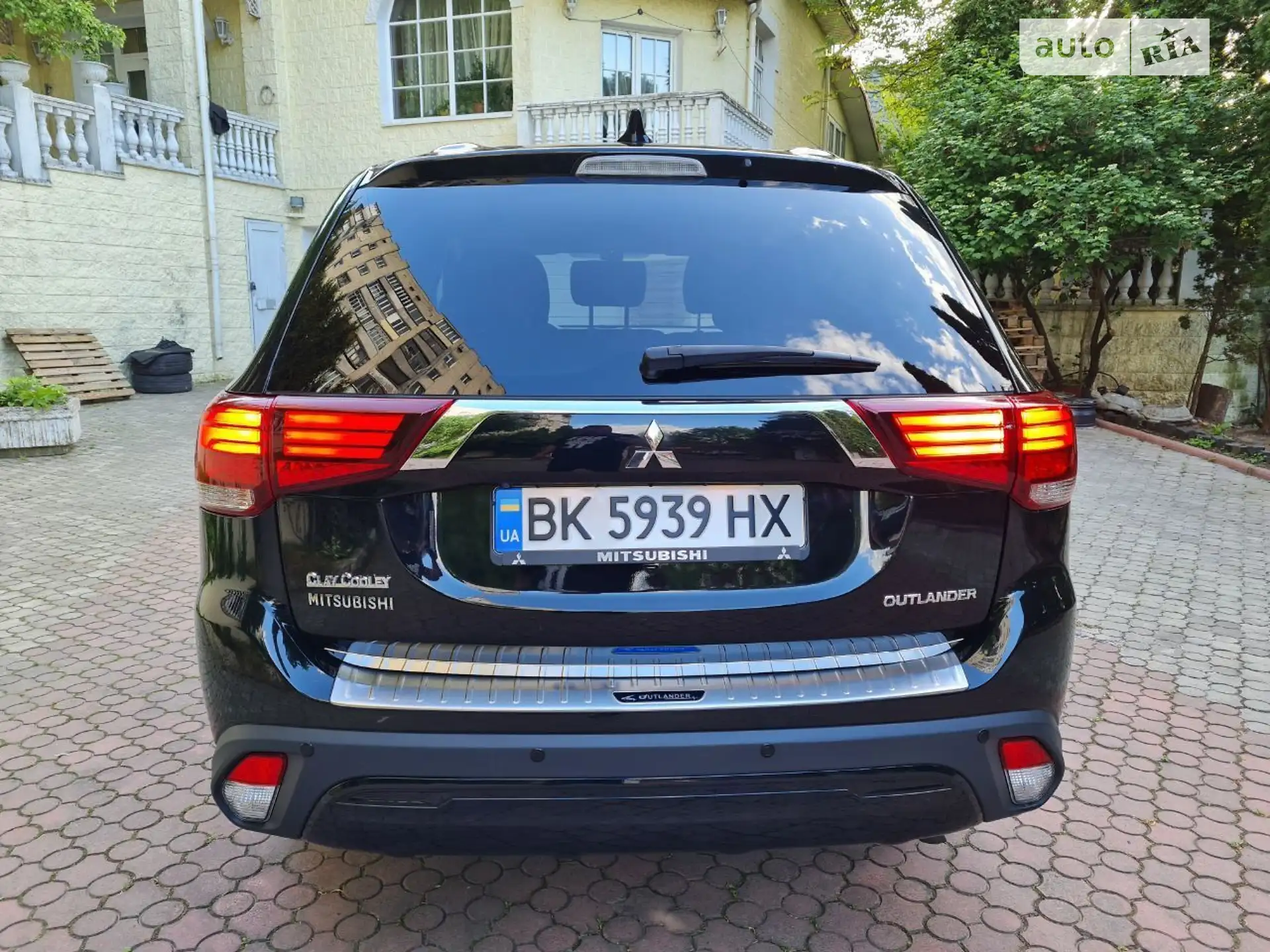 2019 Mitsubishi Outlander - мініатюра 8