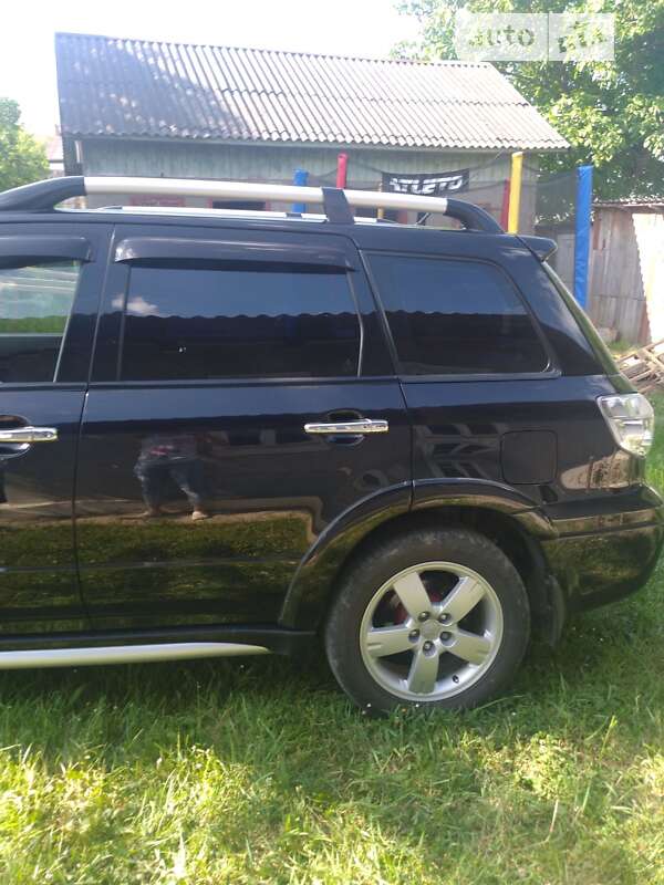 Позашляховик / Кросовер Mitsubishi Outlander 2007 в Чернівцях