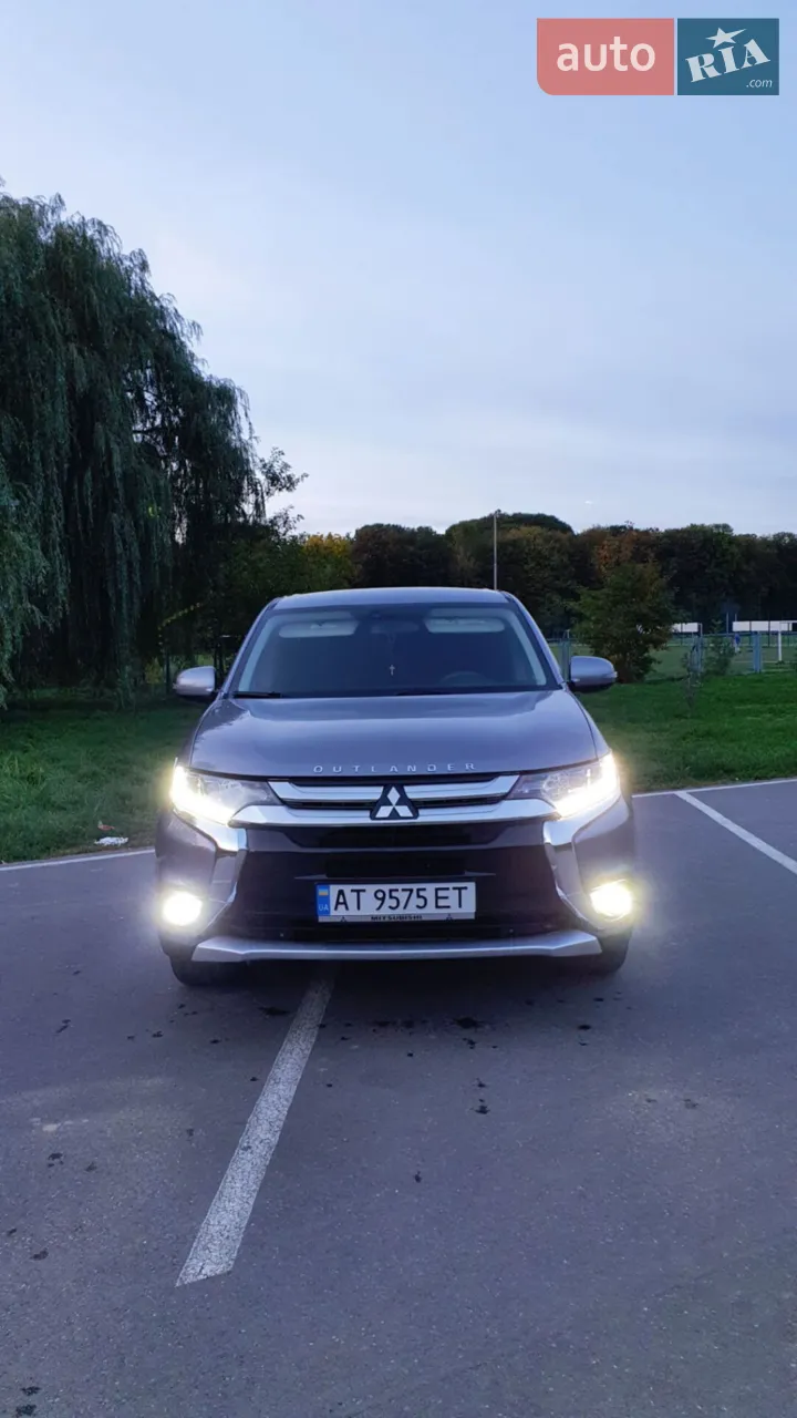 2018 Mitsubishi Outlander - мініатюра 18