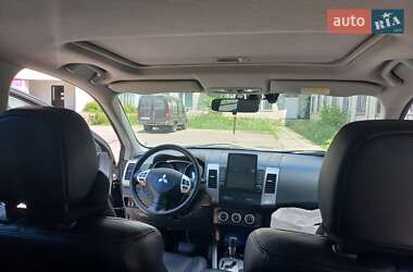 Внедорожник / Кроссовер Mitsubishi Outlander 2008 в 