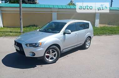 Позашляховик / Кросовер Mitsubishi Outlander 2010 в Чернігові