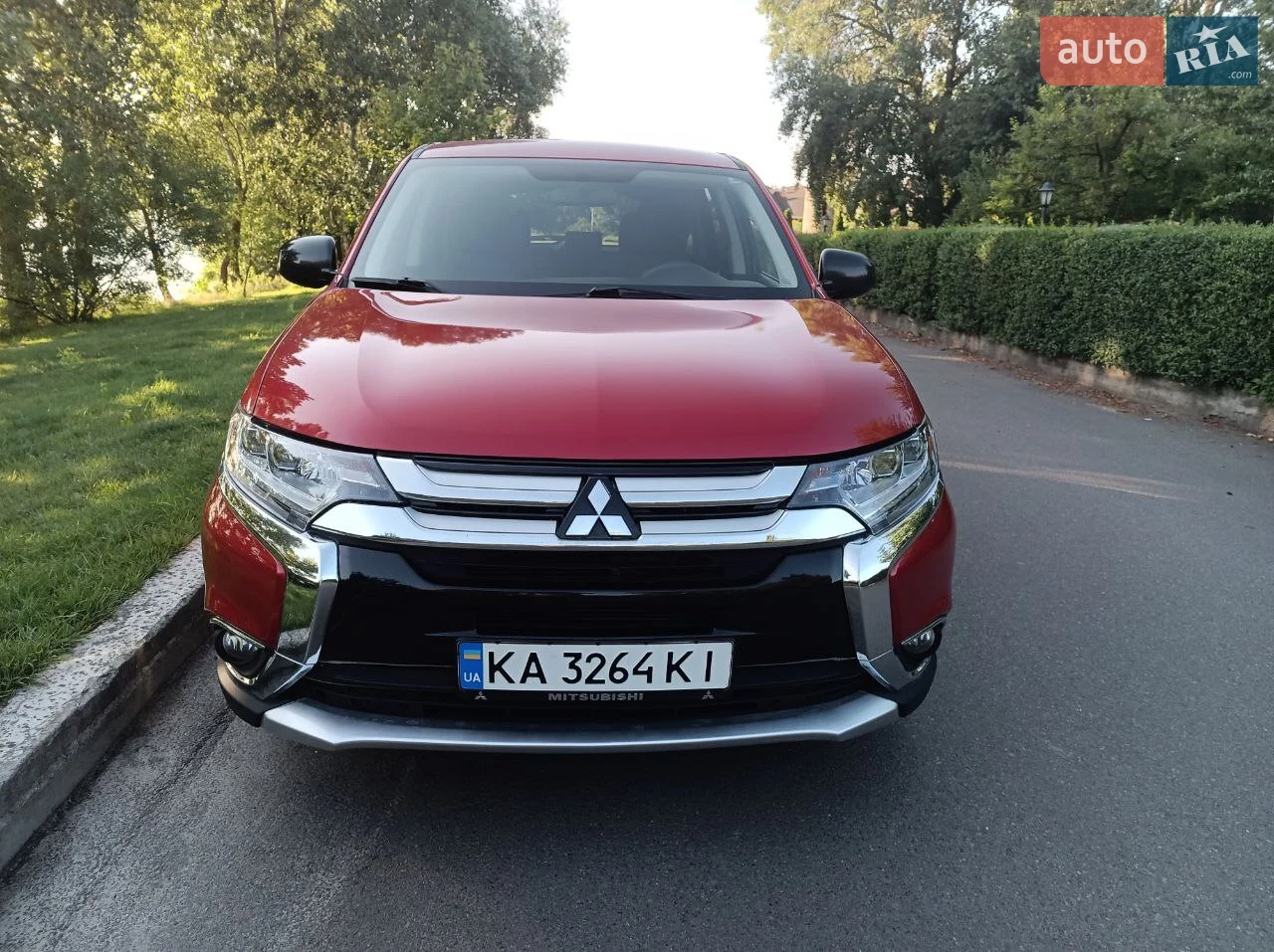 2019 Mitsubishi Outlander - мініатюра 10