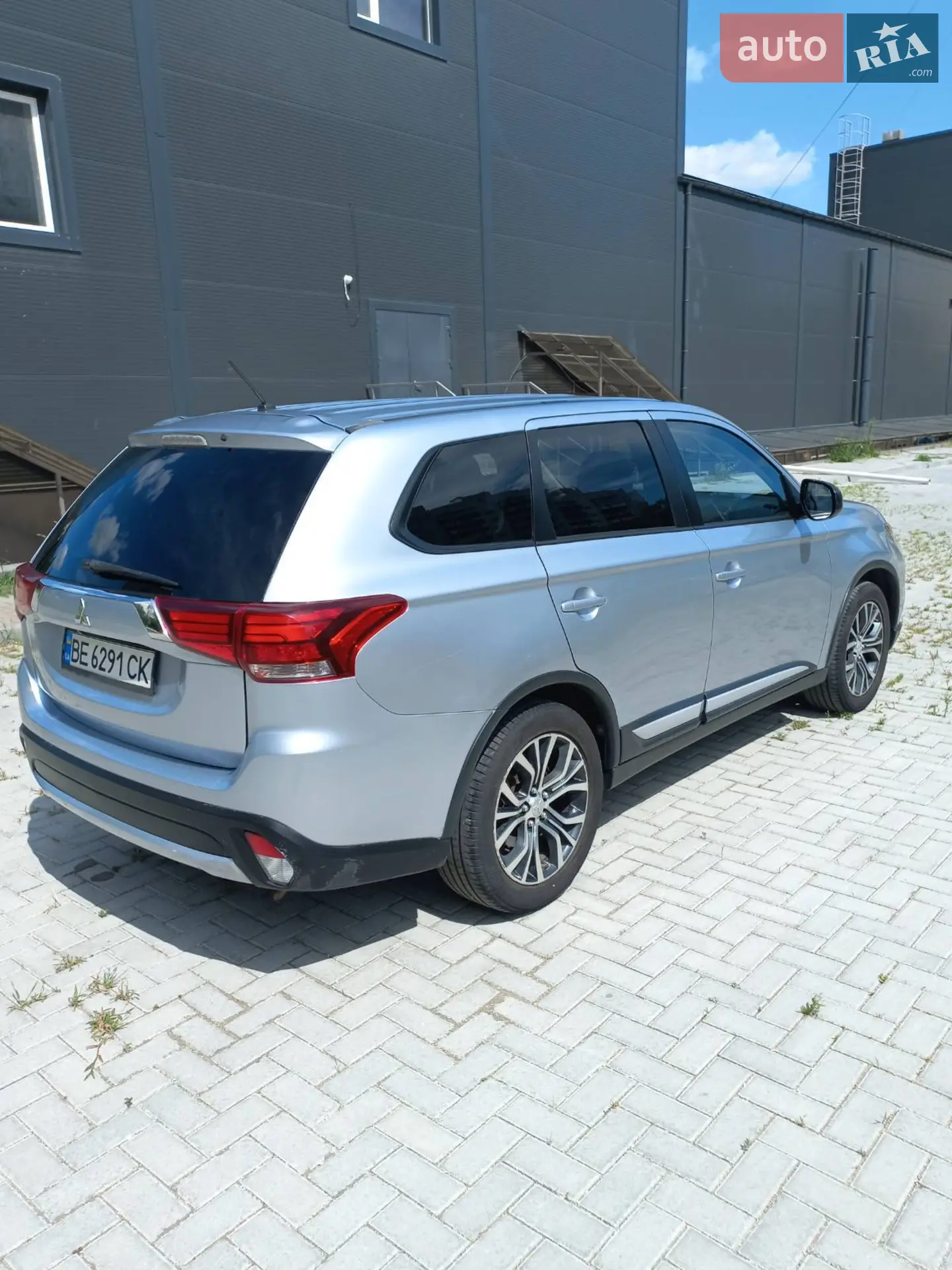 2015 Mitsubishi Outlander - мініатюра 14