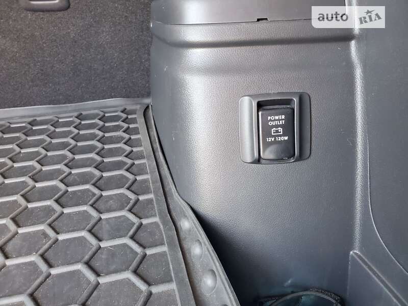 Внедорожник / Кроссовер Mitsubishi Outlander 2018 в Кропивницком