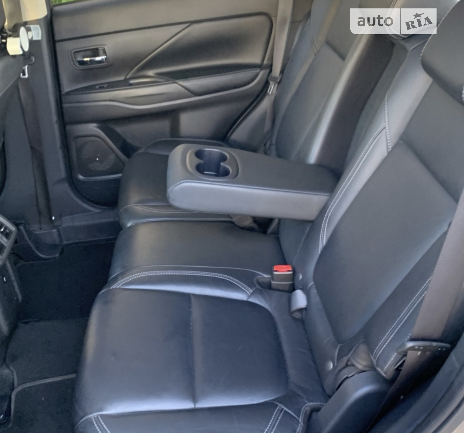 2019 Mitsubishi Outlander - мініатюра 21