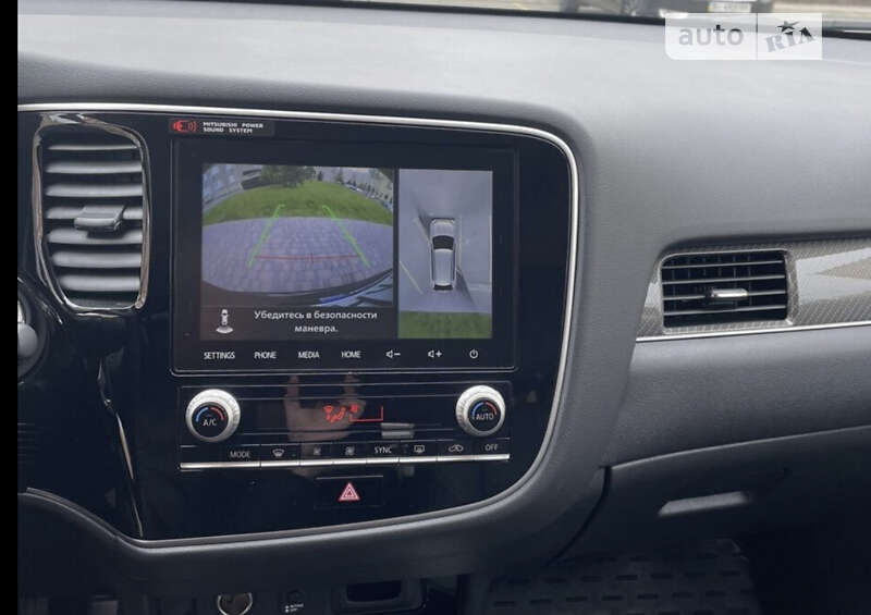 Внедорожник / Кроссовер Mitsubishi Outlander 2019 в Ужгороде