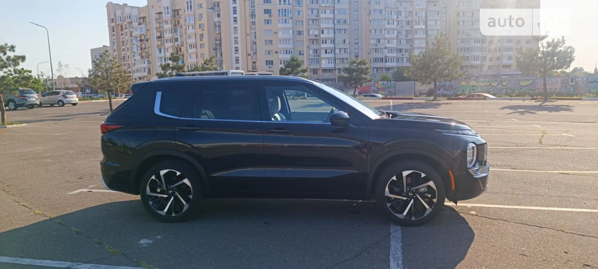 2021 Mitsubishi Outlander - мініатюра 30