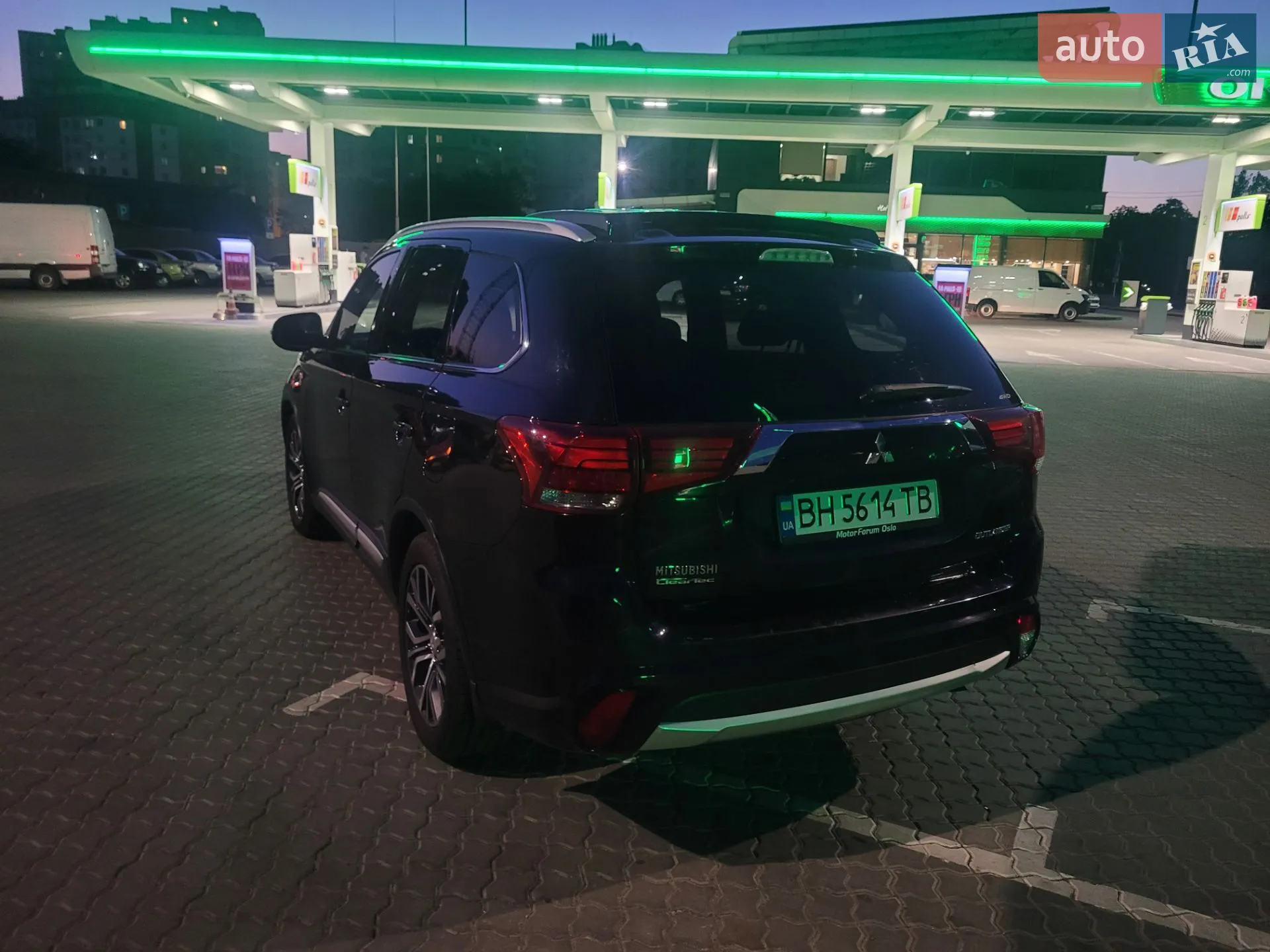 2016 Mitsubishi Outlander - мініатюра 3