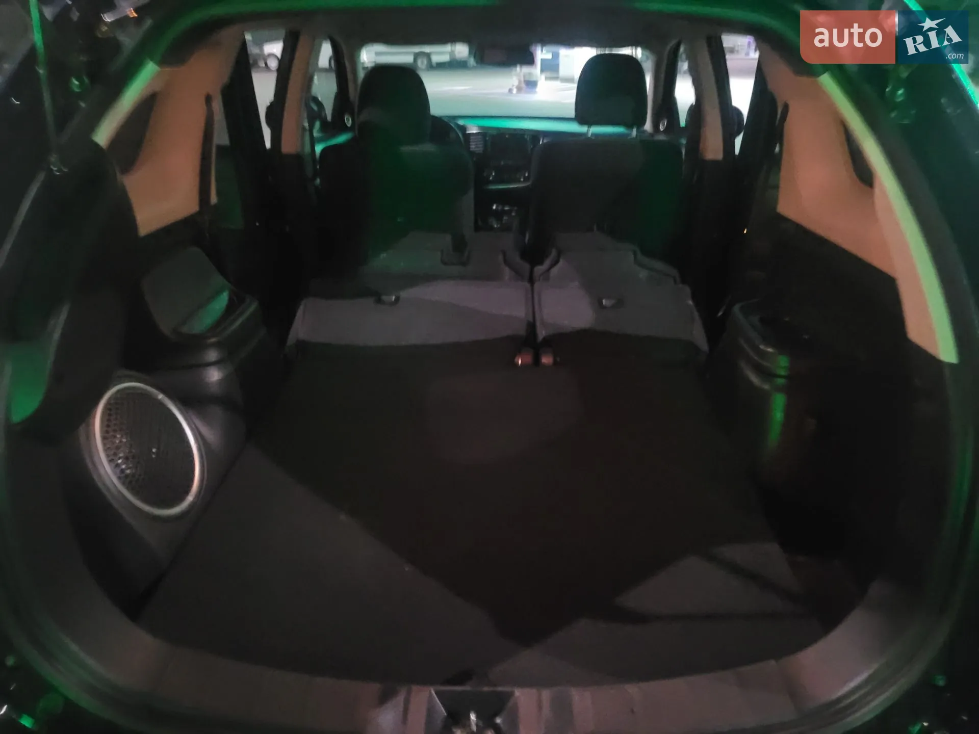 2016 Mitsubishi Outlander - мініатюра 8