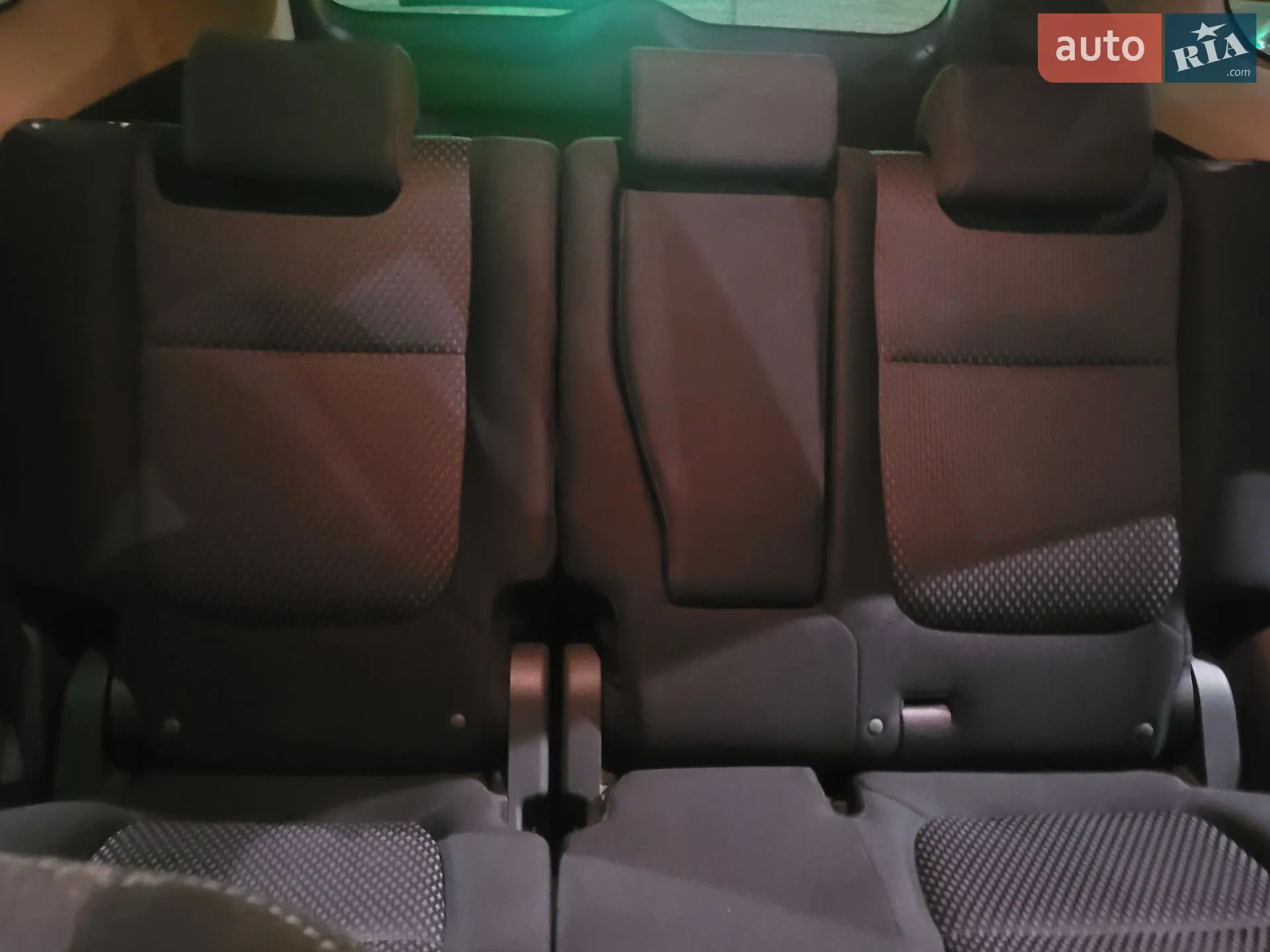 2016 Mitsubishi Outlander - мініатюра 11