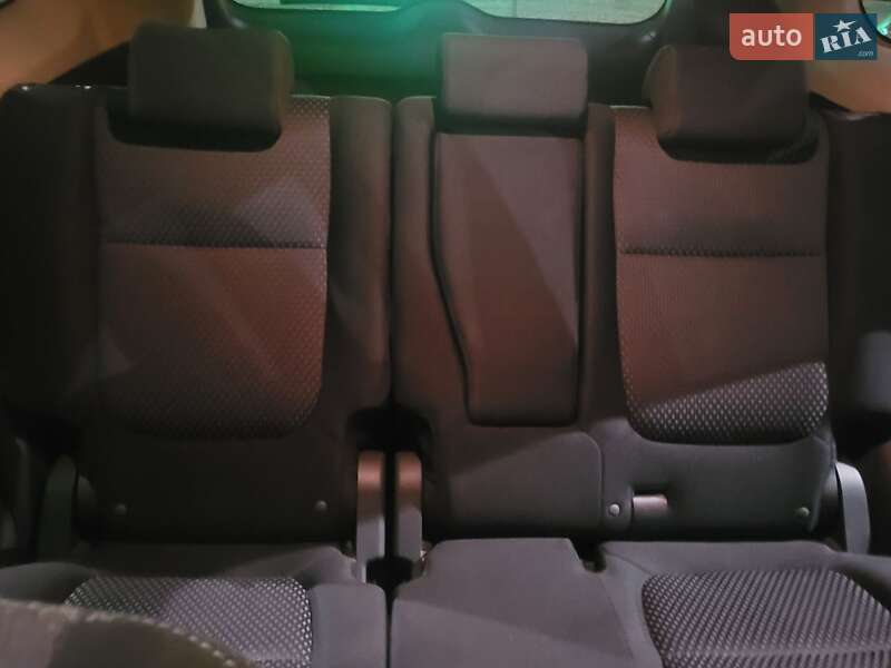 Позашляховик / Кросовер Mitsubishi Outlander 2016 в Одесі фото 11 Позашляховик / Кросовер Mitsubishi Outlander 2016 в Одесі