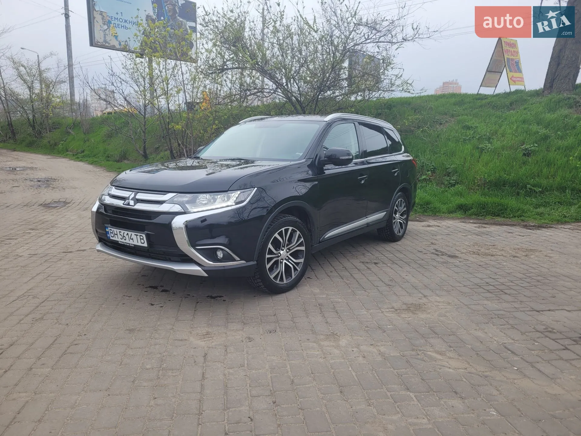 2016 Mitsubishi Outlander - мініатюра 5