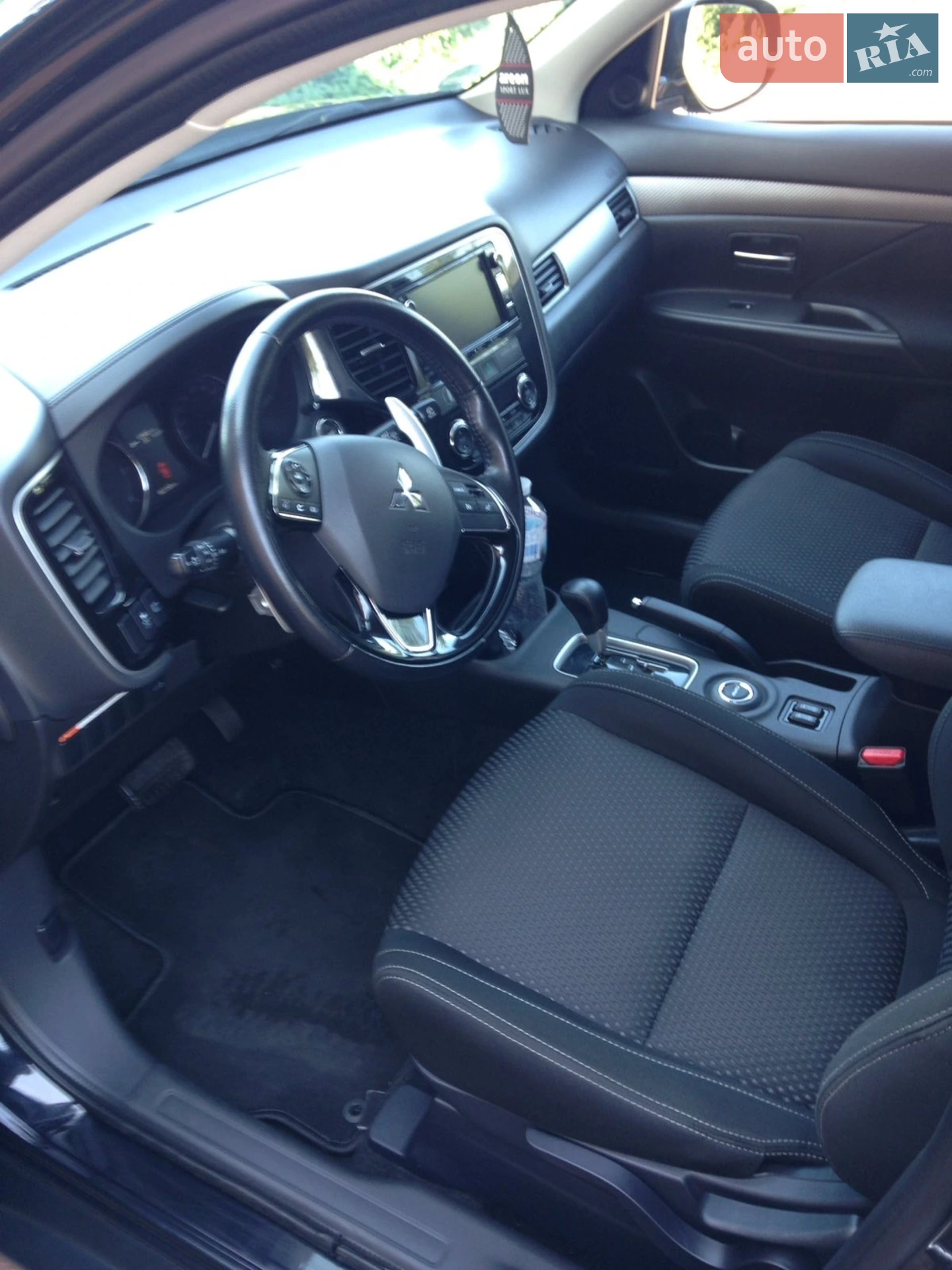 2016 Mitsubishi Outlander - мініатюра 12