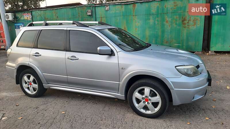 Позашляховик / Кросовер Mitsubishi Outlander 2006 в Хмельницькому