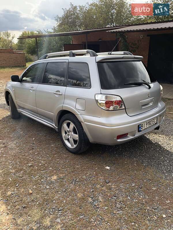 Позашляховик / Кросовер Mitsubishi Outlander 2007 в Кобеляках