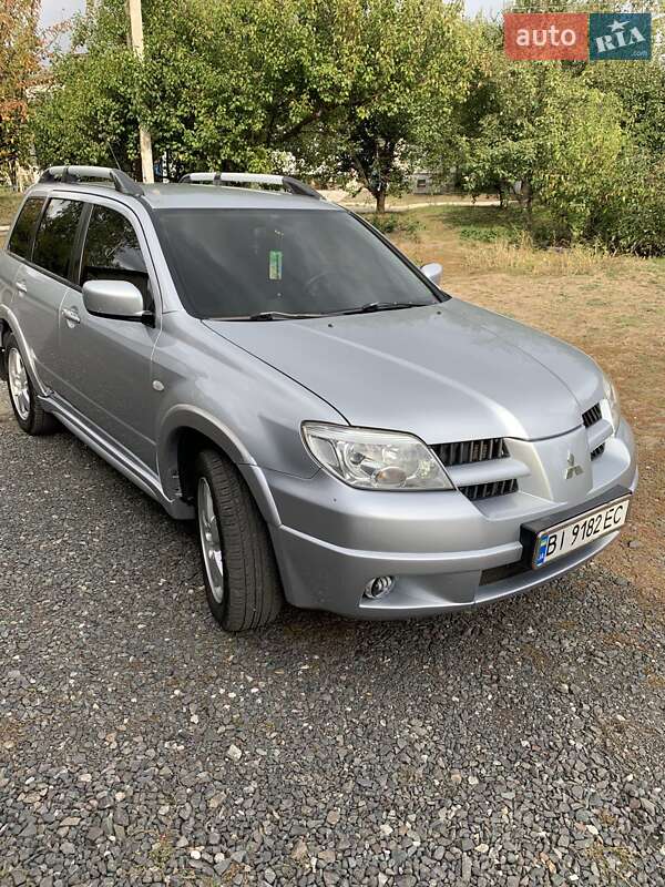 Позашляховик / Кросовер Mitsubishi Outlander 2007 в Кобеляках