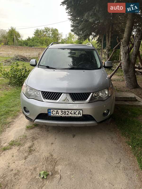 Mitsubishi Outlander 2006