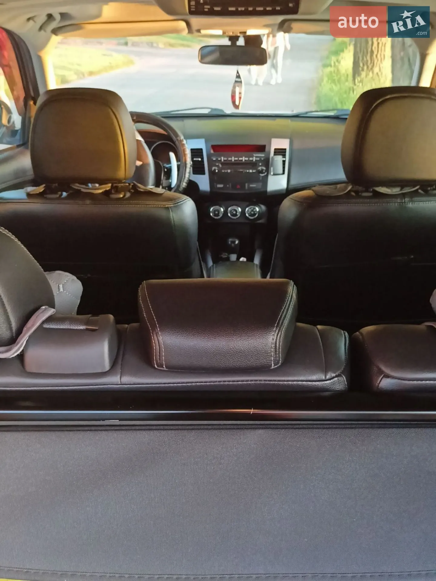 2011 Mitsubishi Outlander - мініатюра 29