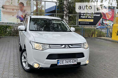 Позашляховик / Кросовер Mitsubishi Outlander 2013 в Чернівцях