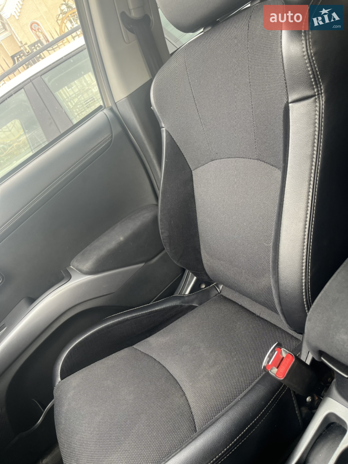 2010 Mitsubishi Outlander - мініатюра 3