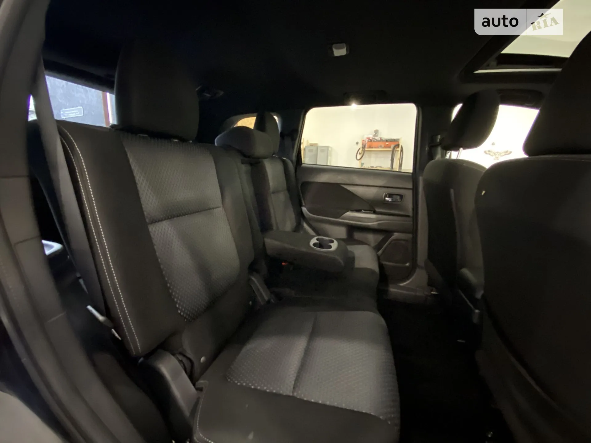 2017 Mitsubishi Outlander - мініатюра 35