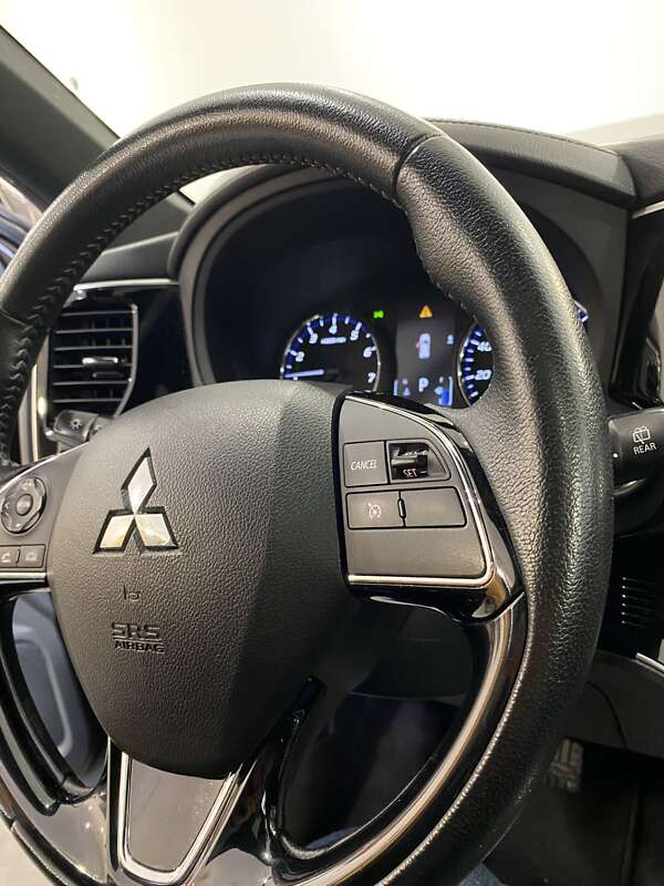 Позашляховик / Кросовер Mitsubishi Outlander 2017 в Вінниці
