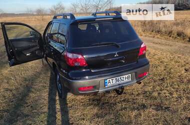 Внедорожник / Кроссовер Mitsubishi Outlander 2007 в Черновцах