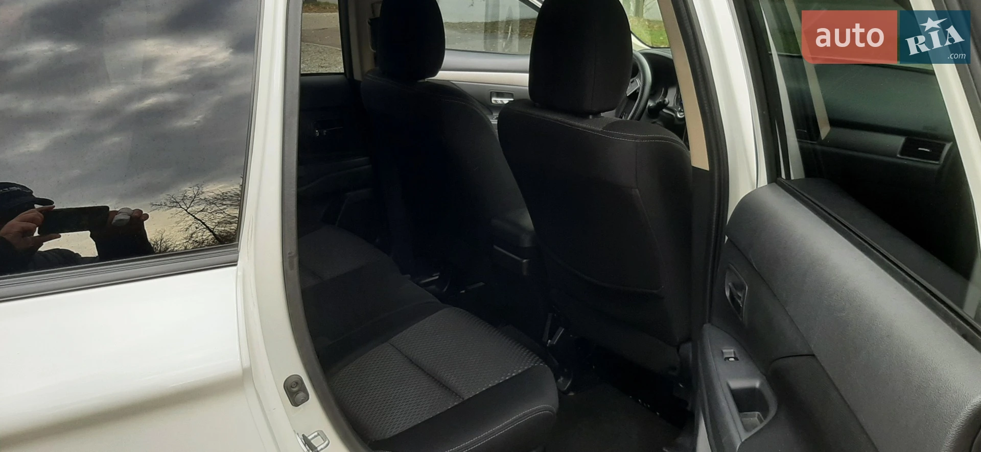 2017 Mitsubishi Outlander - мініатюра 11