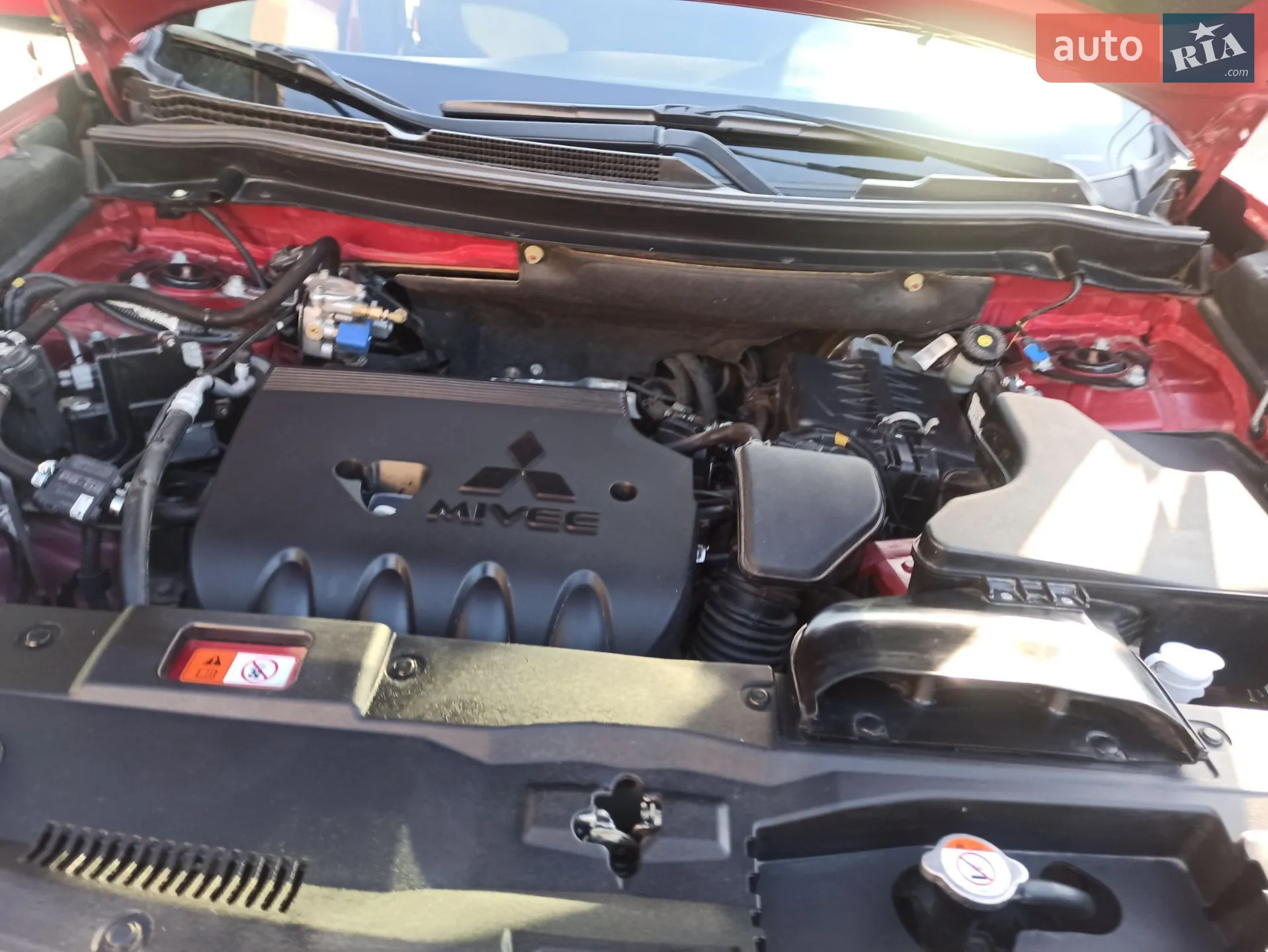 2019 Mitsubishi Outlander - мініатюра 19