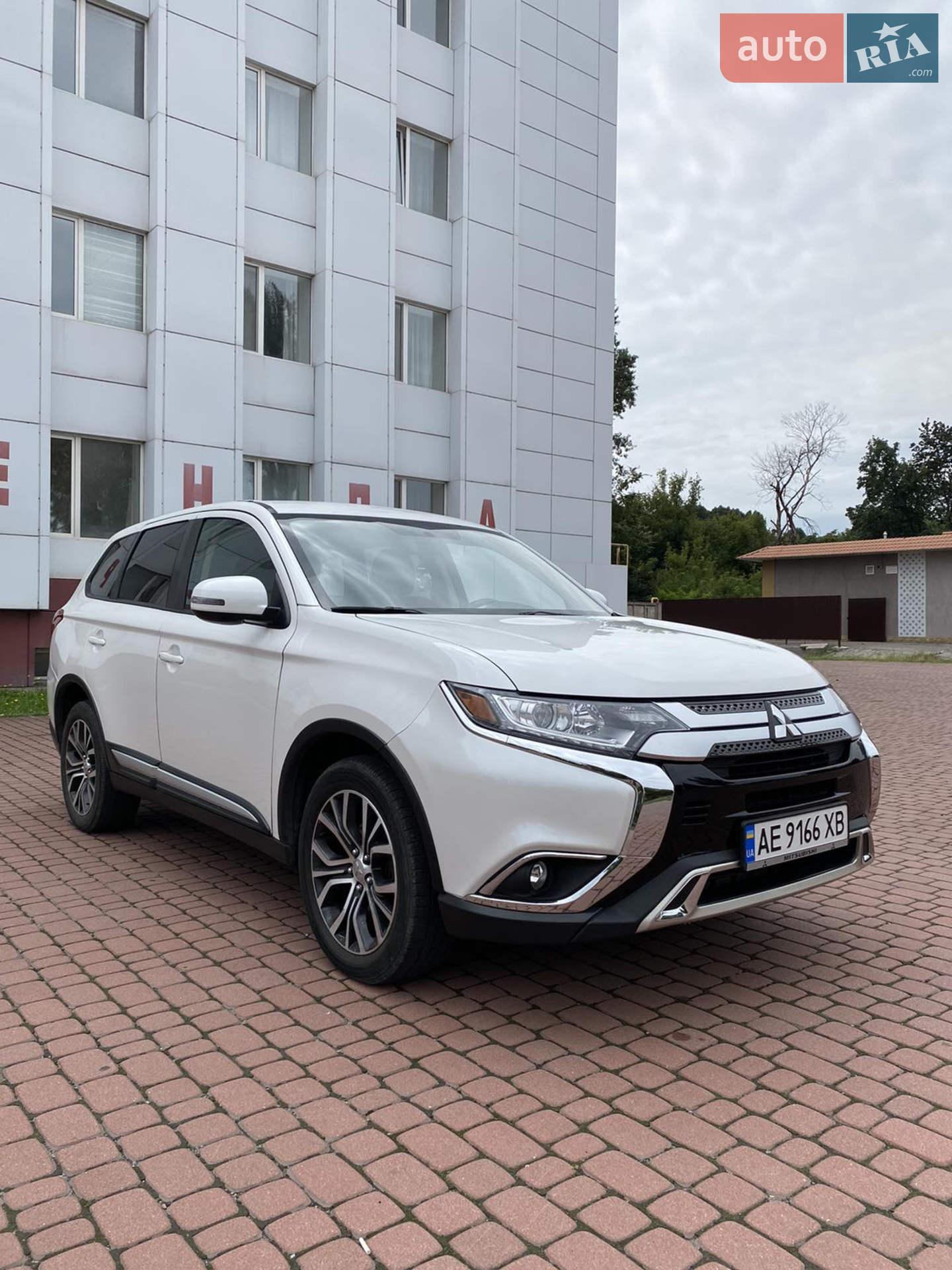 2018 Mitsubishi Outlander - мініатюра 8