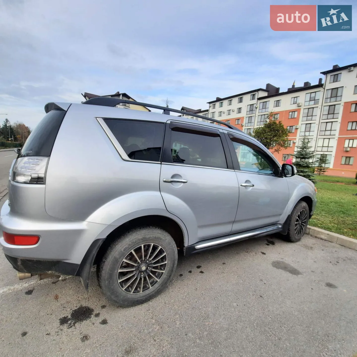 2011 Mitsubishi Outlander - мініатюра 14