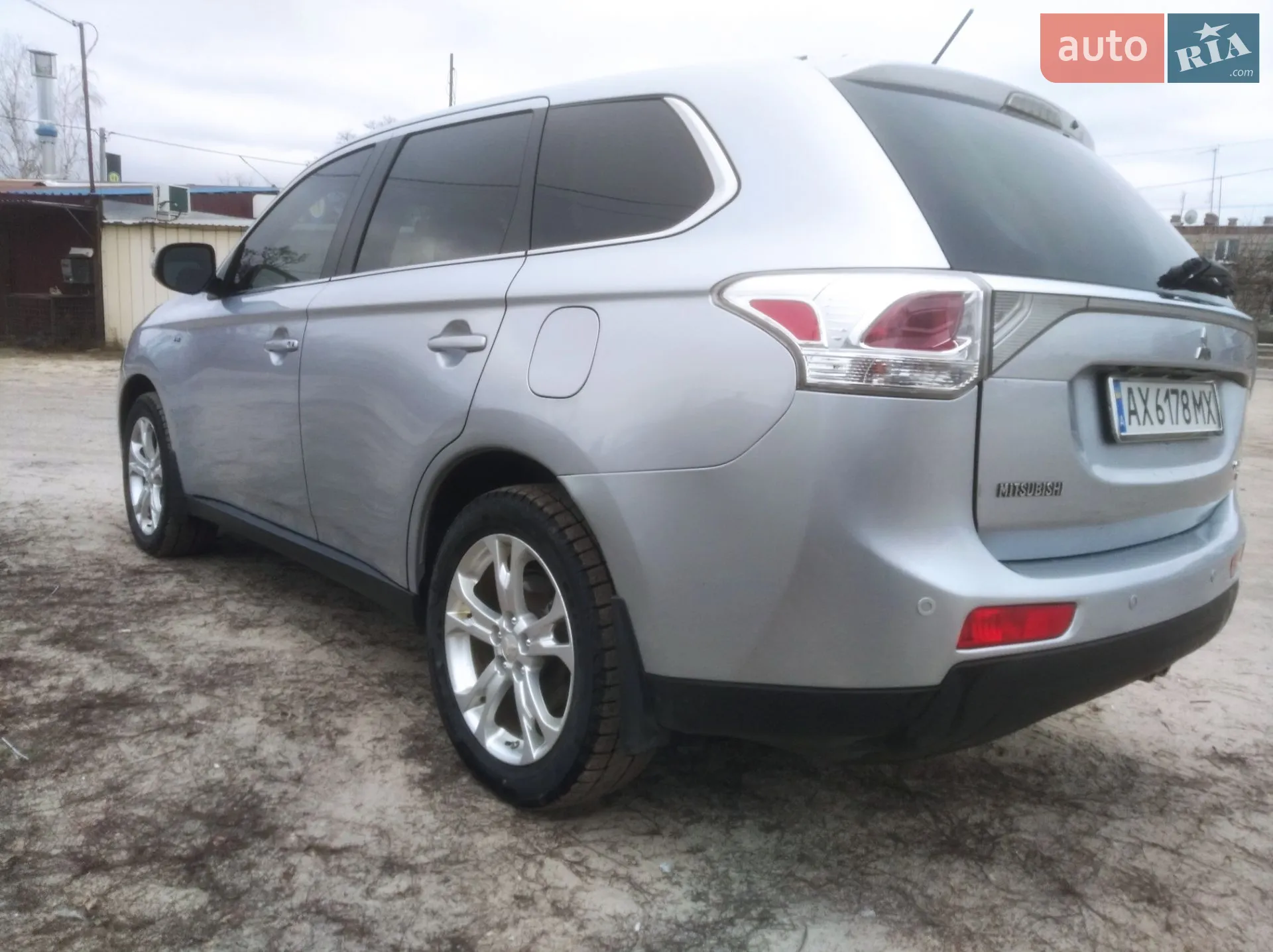 2013 Mitsubishi Outlander - мініатюра 18