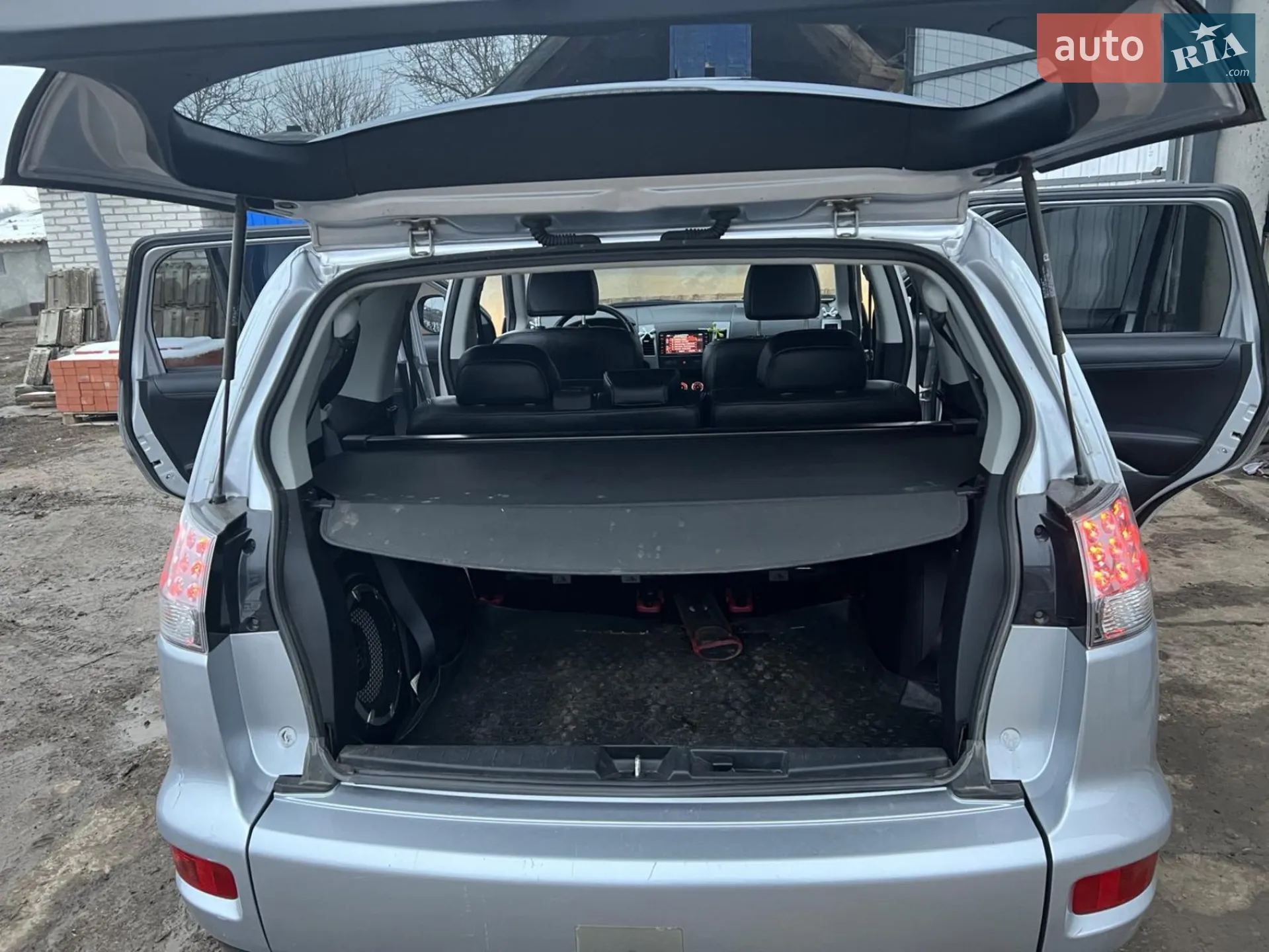 2012 Mitsubishi Outlander - мініатюра 4