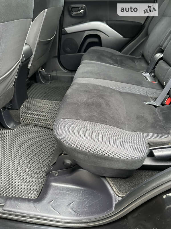 Позашляховик / Кросовер Mitsubishi Outlander 2007 в Чернівцях